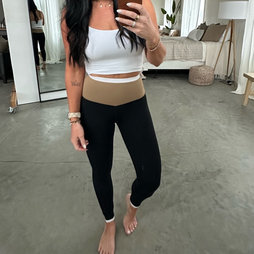 Revolve strut-this legging. Size small. (Running small). White trim/tan band.